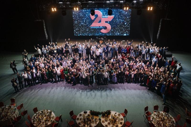 25 лет группе компаний "Арсенал" и "Автокар" 25 лет группе компаний "Арсенал" и "Автокар"