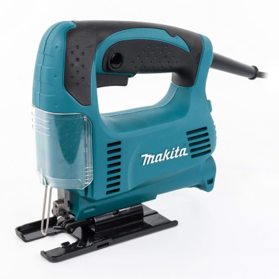 Лобзик 4326 Makita, 450Вт,3100об\м, ход-18мм,рез-65мм,1,8кг,кор