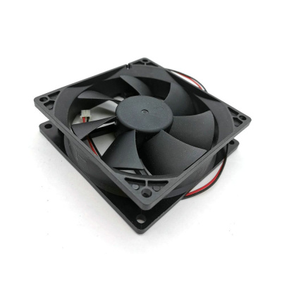 Вентилятор 7-лопастной 92*92*25 (24В, 0,18А, 3700) DF9225S24H