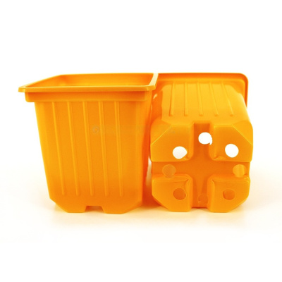 Горшок для рассады V-0,2л. 7*7*7 квадр/формованный желтый/40/3200 АмТр