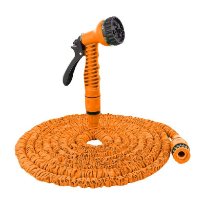 Набор для полива с растягивающимся шлангом 22м Вихрь 73/7/2/26