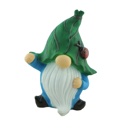 Гном с божьей коровкой