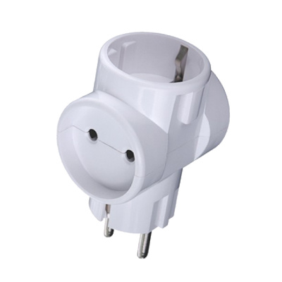 Тройник TOKER 3Т линейный 250В большой (белый)