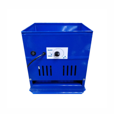 Кормоизмельчитель ЦИКЛОН УНИВЕРСАЛ 3в1 (нож для зерна, корнеплодов и травы, регулировка,до 900 кг/ч)