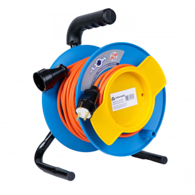 Удлинитель ПВС 2х1,5  40м на садовой катушке Атом