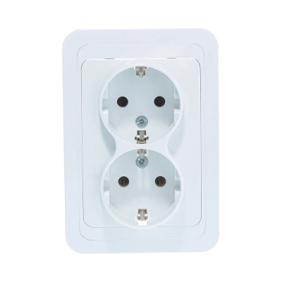 Розетка 2-ая Makel Mimoza с/з бел./бел.