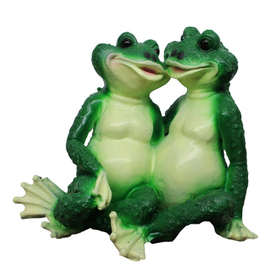 Лягушки целующиеся