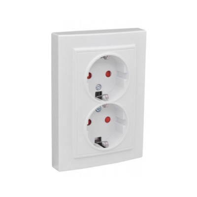 Розетка 2-местная СП с заземлением 16А белая защитные шторки Минск Basic